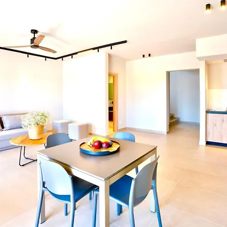 Selene 3 * Rhodes City